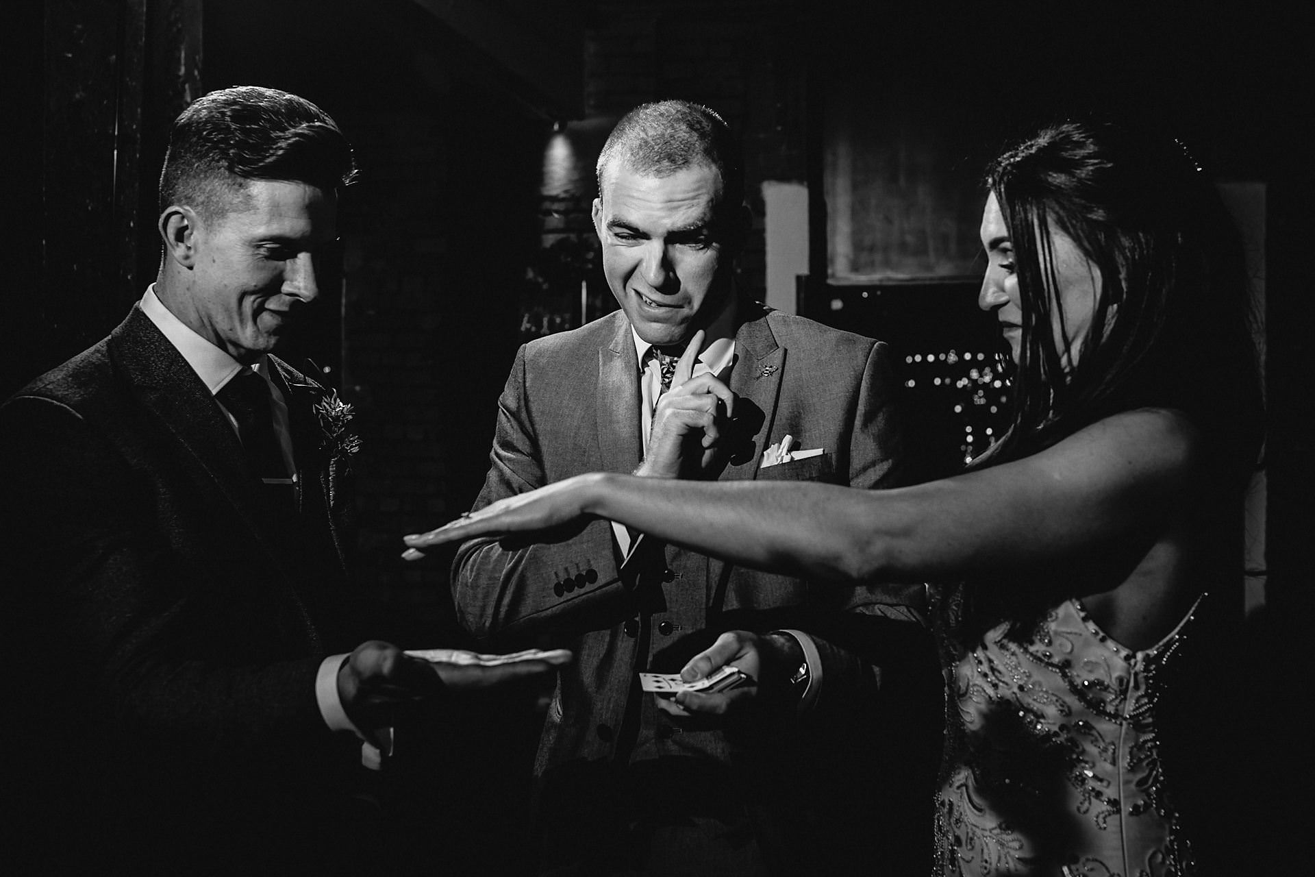 magician sam fitton at the wedding 