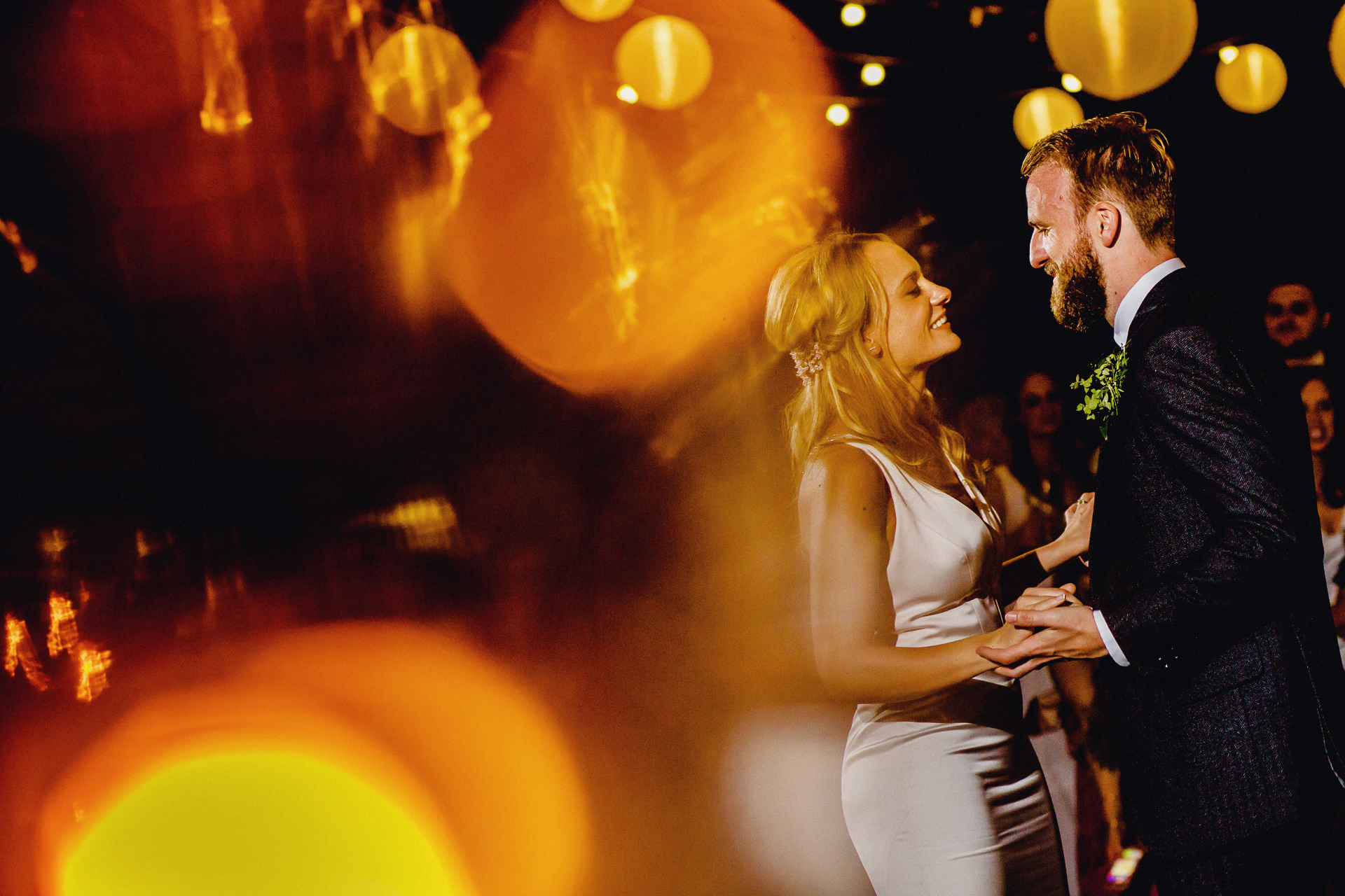 danceing, first dance, last dance, bokeh balls