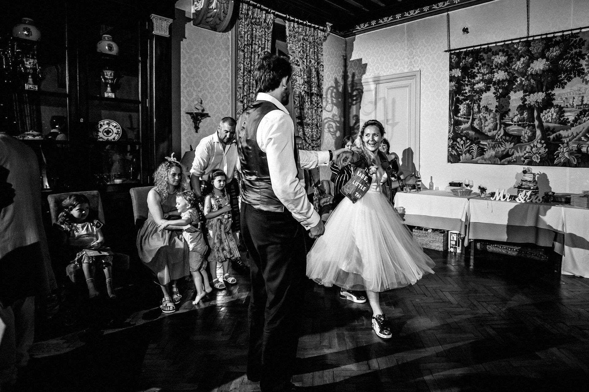 dancing, bride in denum