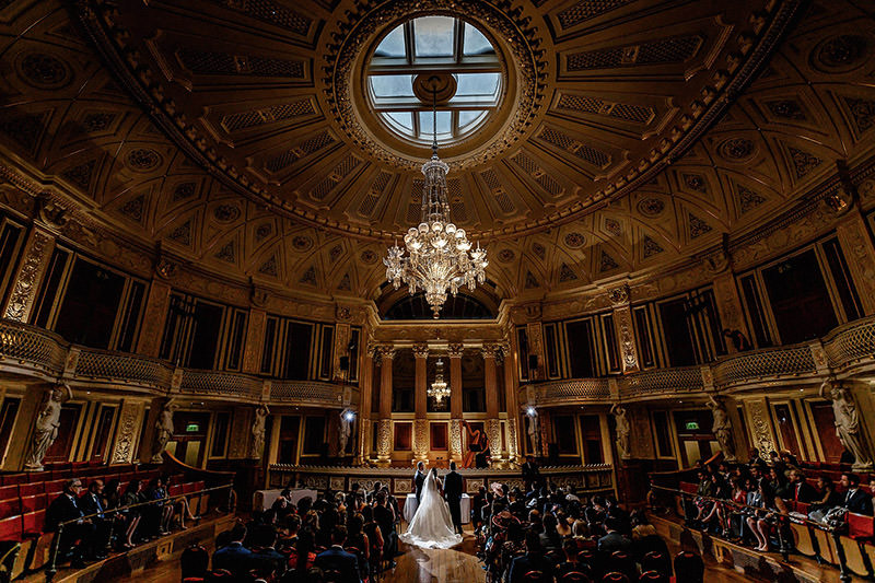 St. Georges Hall Wedding Photographer // Liverpool